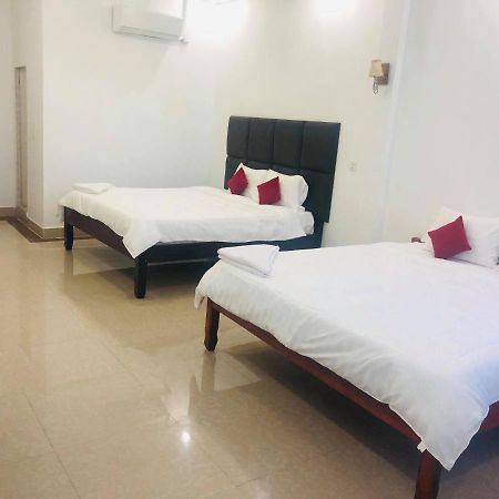 Ez Guesthouse Phnom Penh Bagian luar foto