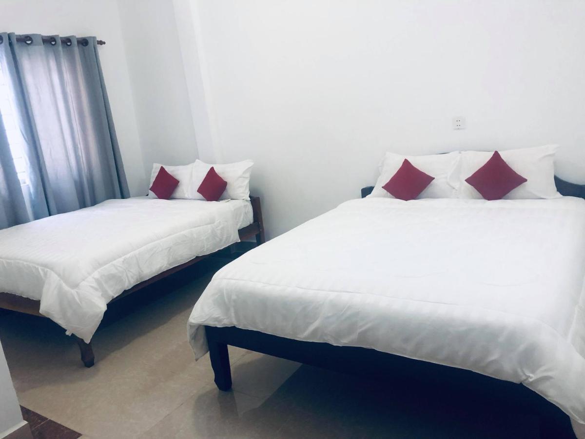 Ez Guesthouse Phnom Penh Bagian luar foto