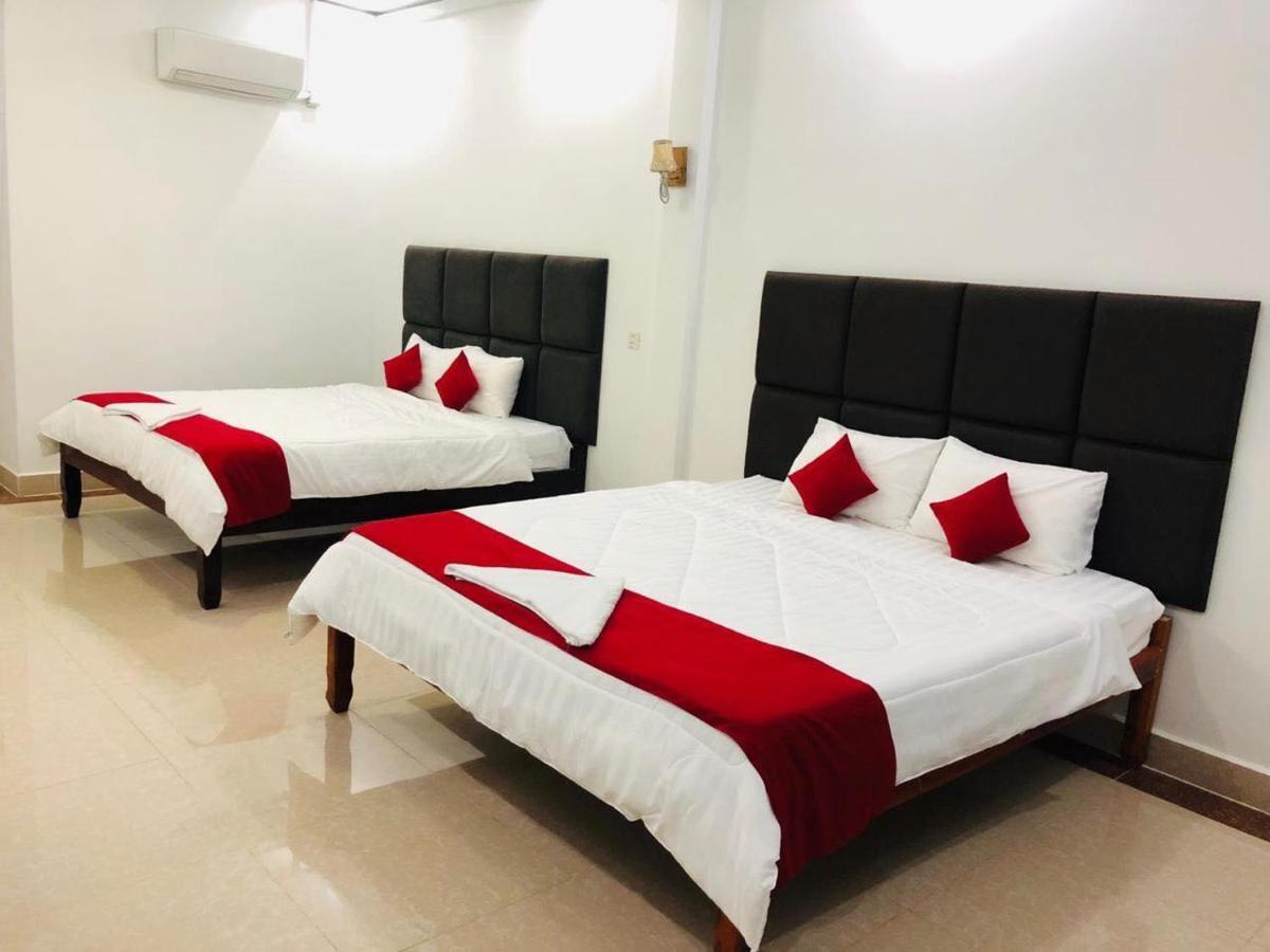 Ez Guesthouse Phnom Penh Bagian luar foto